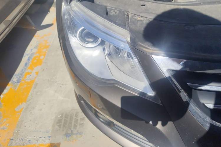 Used Volkswagen FAW-Volkswagen CC 2012 2.0 TSI Ultimate Edition Right Front Headlight