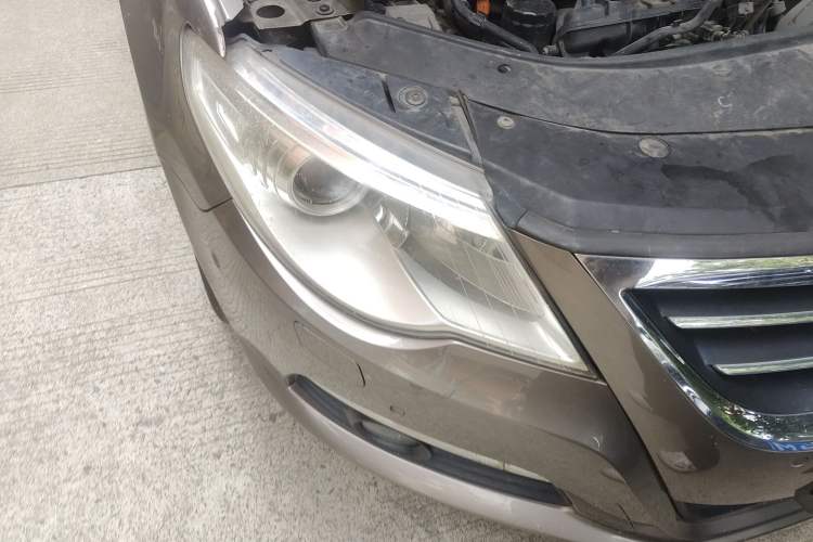 Used Volkswagen FAW-Volkswagen CC 2012 2.0 TSI Luxury Model Right Front Headlight