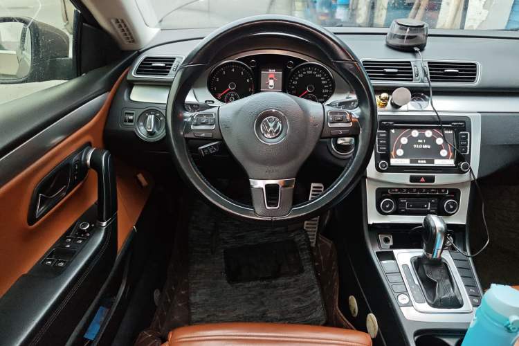 Used Volkswagen FAW-Volkswagen CC 2012 1.8TSI Elite Edition Steering Wheel
