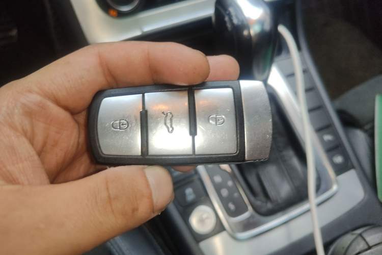 Used Volkswagen FAW-Volkswagen CC 2012 2.0 TSI Luxury Model Vehicle Key