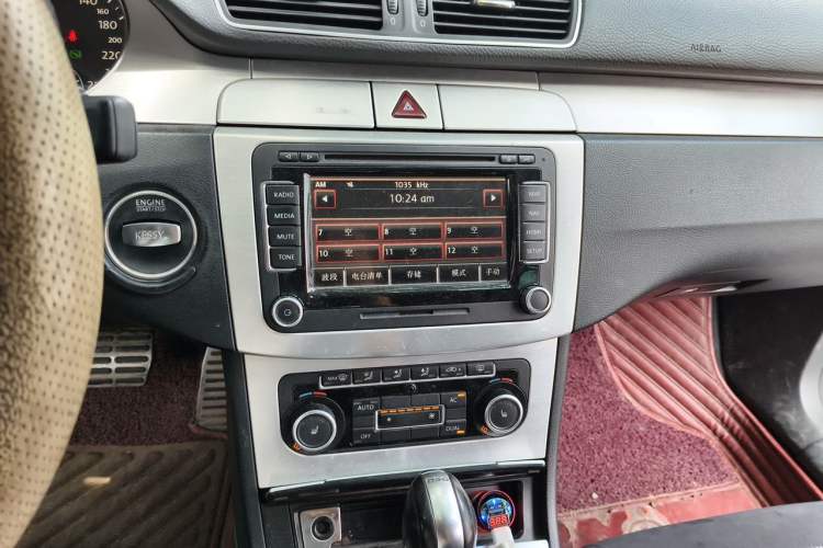 Used Volkswagen FAW-Volkswagen CC 2012 2.0 TSI Ultimate Edition Audio And AC Panel