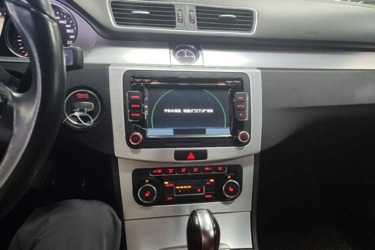 Used Volkswagen FAW-Volkswagen CC 2012 1.8TSI Elite Edition Audio And AC Panel