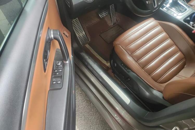 Used Volkswagen FAW-Volkswagen CC 2012 1.8TSI Luxury Model Driver Seat