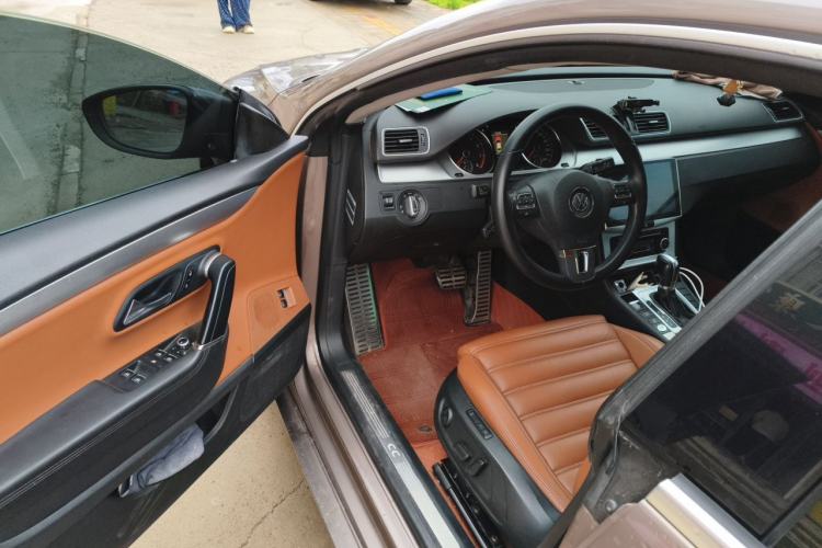 Used Volkswagen FAW-Volkswagen CC 2012 2.0 TSI Luxury Model Driver Seat