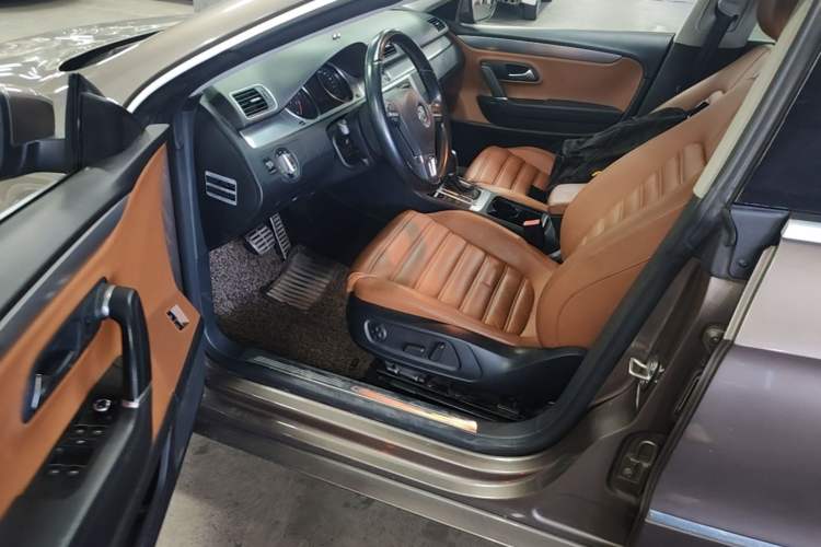 Used Volkswagen FAW-Volkswagen CC 2012 1.8TSI Elite Edition Driver Seat