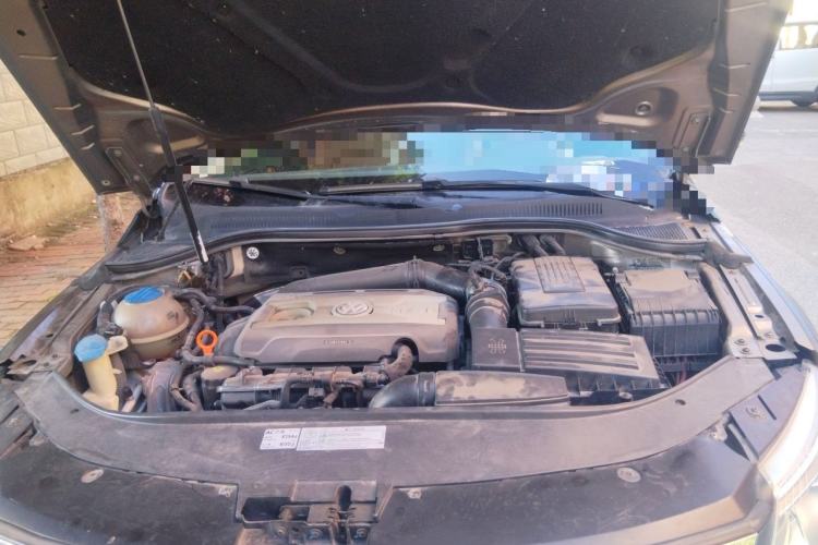 Used Volkswagen FAW-Volkswagen CC 2012 2.0 TSI Ultimate Edition Engine Bay