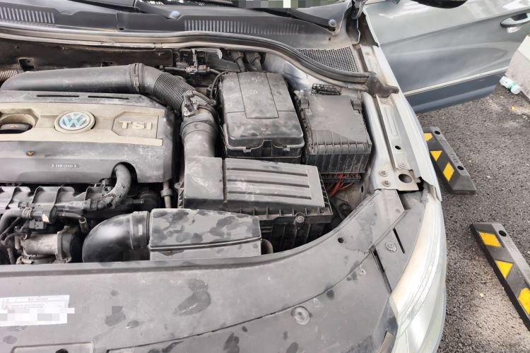 Used Volkswagen FAW-Volkswagen CC 2012 2.0 TSI Ultimate Edition Engine Bay Left