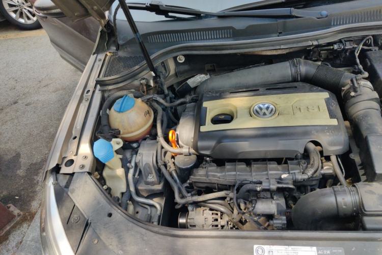 Used Volkswagen FAW-Volkswagen CC 2012 2.0 TSI Ultimate Edition Engine Bay Right