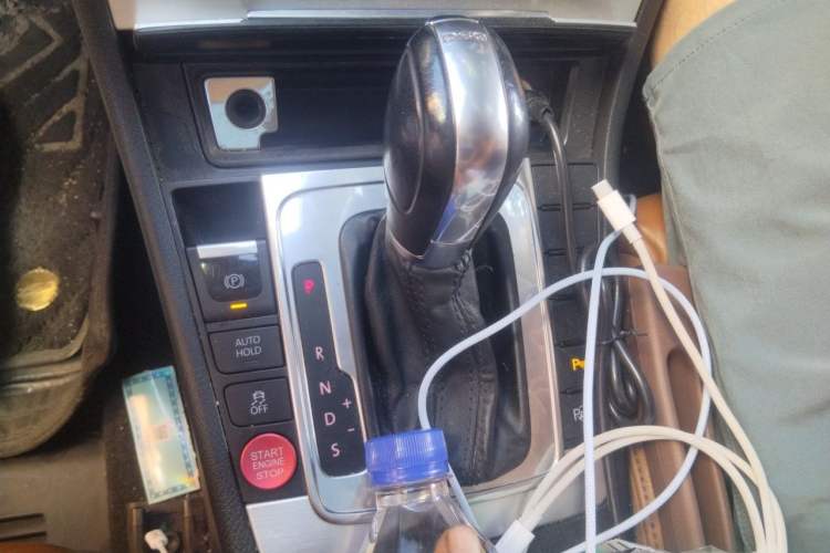 Used Volkswagen FAW-Volkswagen CC 2012 2.0 TSI Ultimate Edition Gear Lever