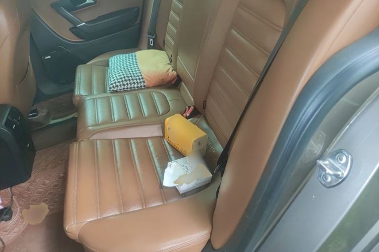 Used Volkswagen FAW-Volkswagen CC 2012 1.8TSI Luxury Model Left Rear Seat