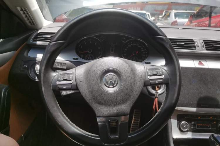 Used Volkswagen FAW-Volkswagen CC 2012 2.0 TSI Luxury Model Steering Wheel
