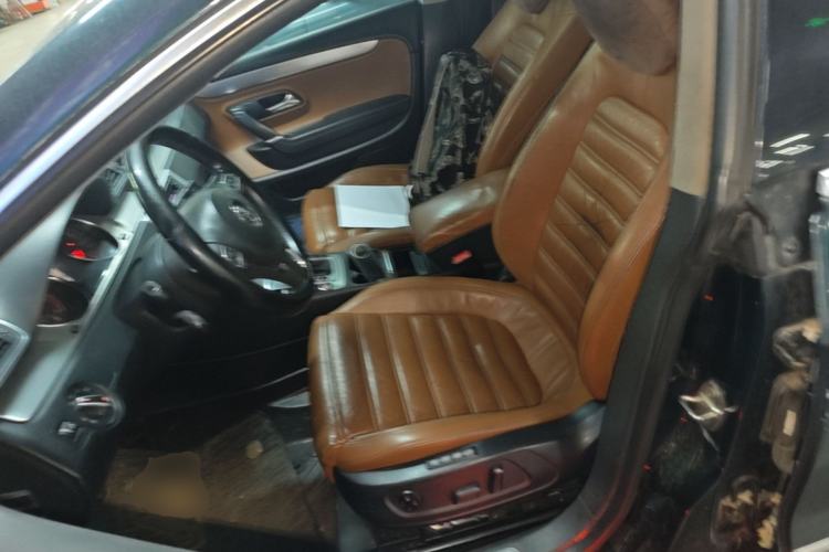 Used Volkswagen FAW-Volkswagen CC 2012 2.0 TSI Prestige Edition Left Front Seat