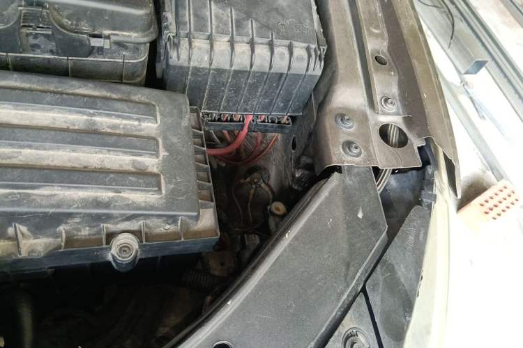 Used Volkswagen FAW-Volkswagen CC 2012 1.8TSI Luxury Model Engine Bay Left