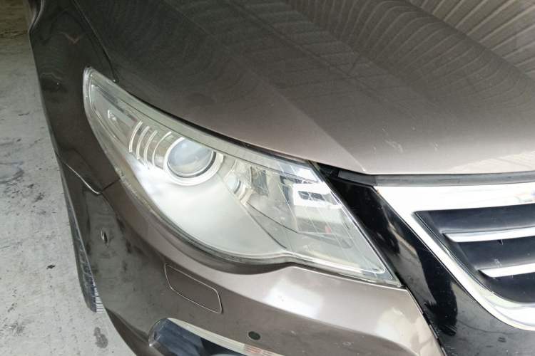 Used Volkswagen FAW-Volkswagen CC 2012 1.8TSI Luxury Model Right Front Headlight