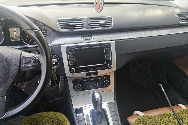 Used Volkswagen FAW-Volkswagen CC 2012 3.0 FSI V6 Audio And AC Panel