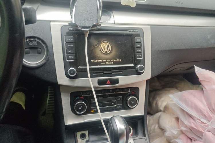 Used Volkswagen FAW-Volkswagen CC 2012 2.0 TSI Ultimate Edition Audio And AC Panel