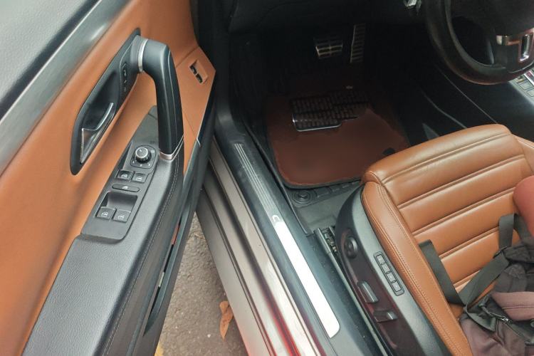 Used Volkswagen FAW-Volkswagen CC 2012 1.8TSI Luxury Model Driver Seat