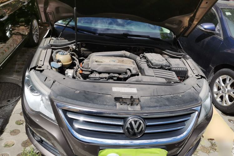 Used Volkswagen FAW-Volkswagen CC 2012 2.0 TSI Ultimate Edition Engine Bay