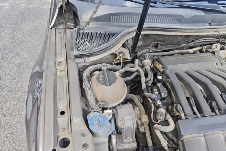 Used Volkswagen FAW-Volkswagen CC 2012 3.0 FSI V6 Engine Bay Right