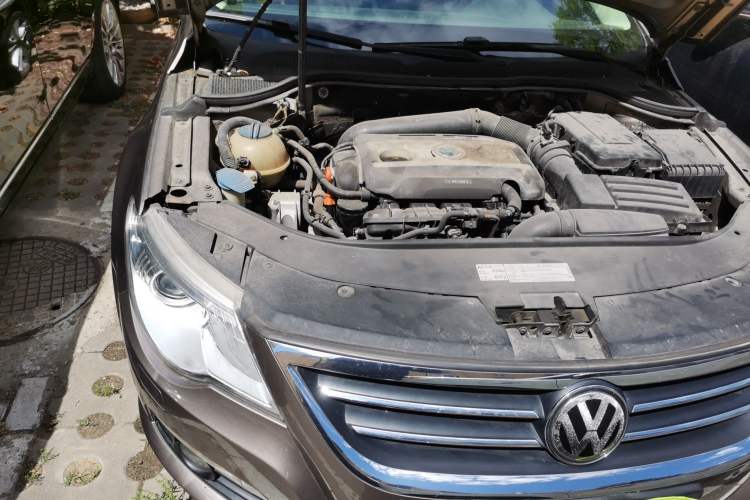 Used Volkswagen FAW-Volkswagen CC 2012 2.0 TSI Ultimate Edition Engine Bay Right