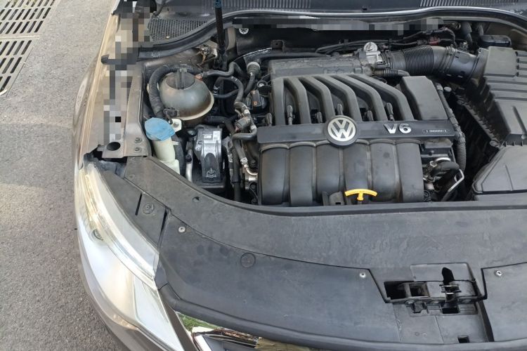 Used Volkswagen FAW-Volkswagen CC 2012 3.0 FSI V6 Engine Bay Right