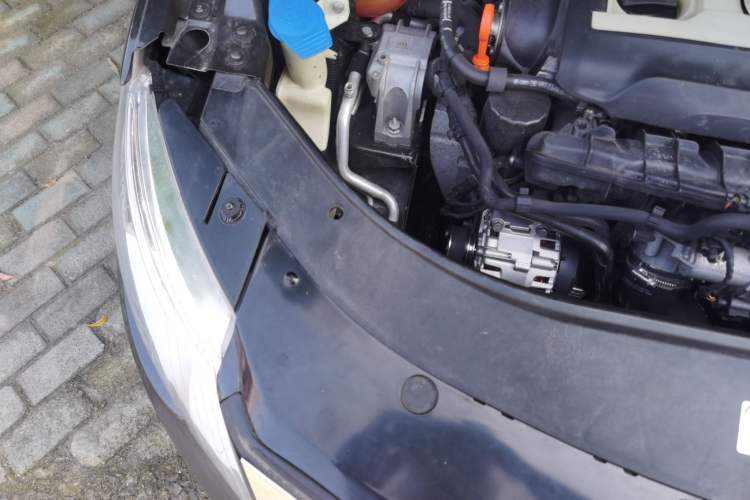 Used Volkswagen FAW-Volkswagen CC 2012 2.0 TSI Ultimate Edition Engine Bay Right