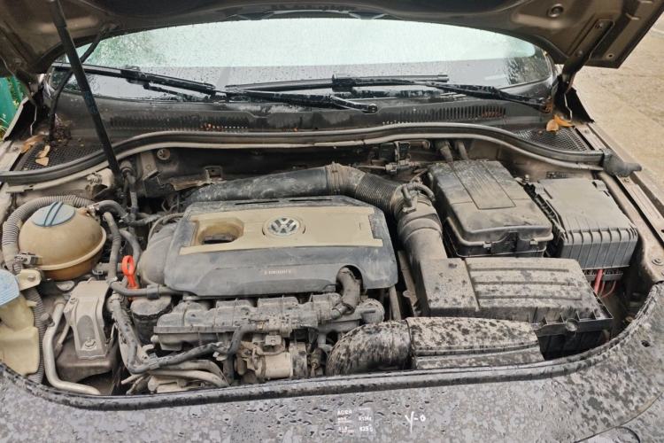 Used Volkswagen FAW-Volkswagen CC 2012 2.0 TSI Ultimate Edition Engine Bay