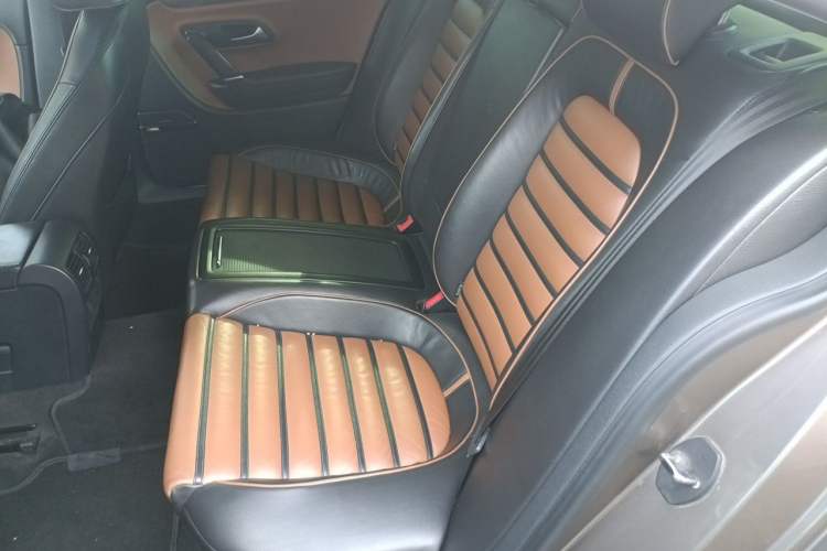Used Volkswagen FAW-Volkswagen CC 2012 3.0 FSI V6 Left Rear Seat