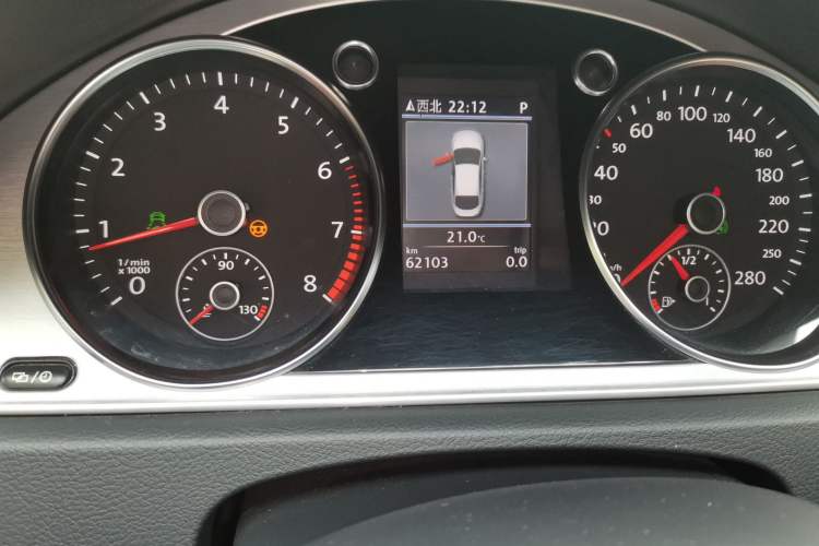 Used Volkswagen FAW-Volkswagen CC 2012 2.0 TSI Ultimate Edition Odometer Close Up