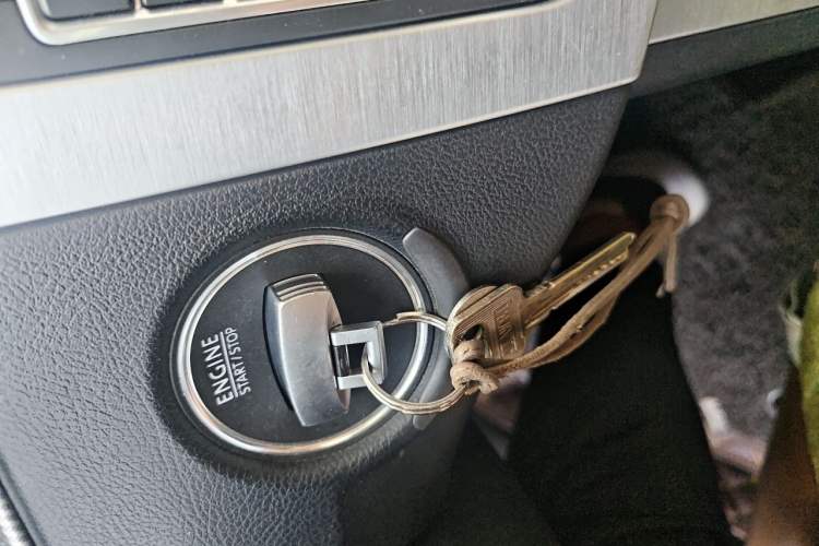 Used Volkswagen FAW-Volkswagen CC 2012 3.0 FSI V6 Vehicle Key