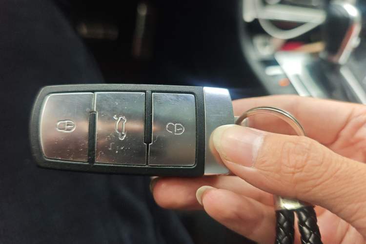 Used Volkswagen FAW-Volkswagen CC 2012 1.8TSI Luxury Model Vehicle Key