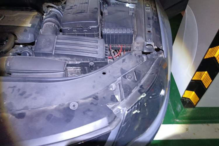 Used Volkswagen FAW-Volkswagen CC 2012 2.0 TSI Ultimate Edition Engine Bay Left