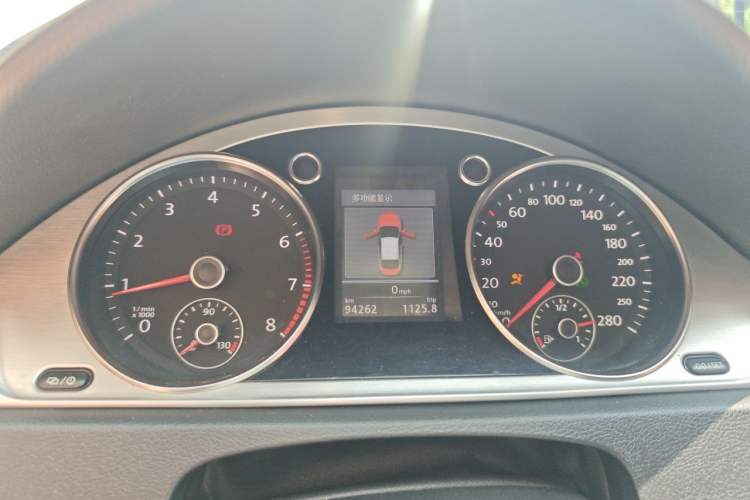 Used Volkswagen FAW-Volkswagen CC 2012 2.0 TSI Luxury Model Instrument Cluster
