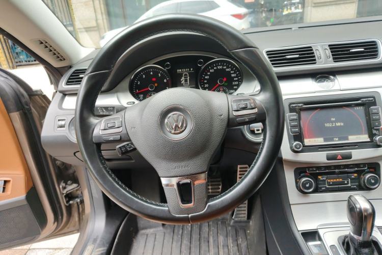 Used Volkswagen FAW-Volkswagen CC 2012 1.8TSI Elite Edition Steering Wheel