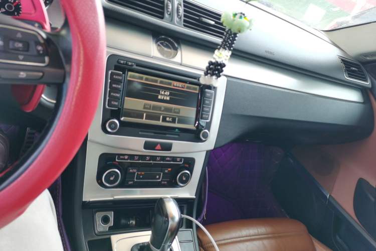 Used Volkswagen FAW-Volkswagen CC 2012 2.0 TSI Ultimate Edition Audio And AC Panel