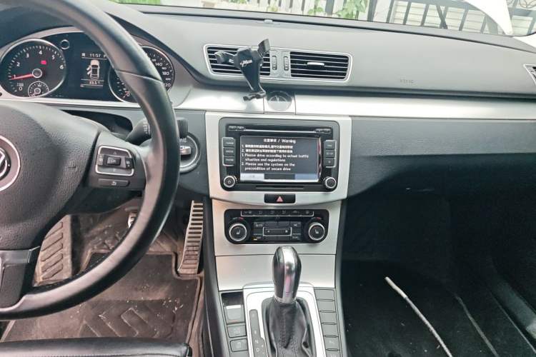 Used Volkswagen FAW-Volkswagen CC 2012 1.8TSI Elite Edition Audio And AC Panel
