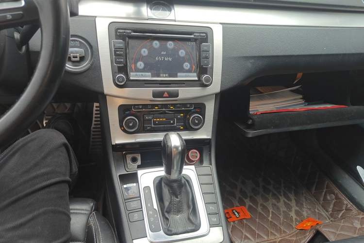 Used Volkswagen FAW-Volkswagen CC 2012 1.8TSI Elite Edition Audio And AC Panel
