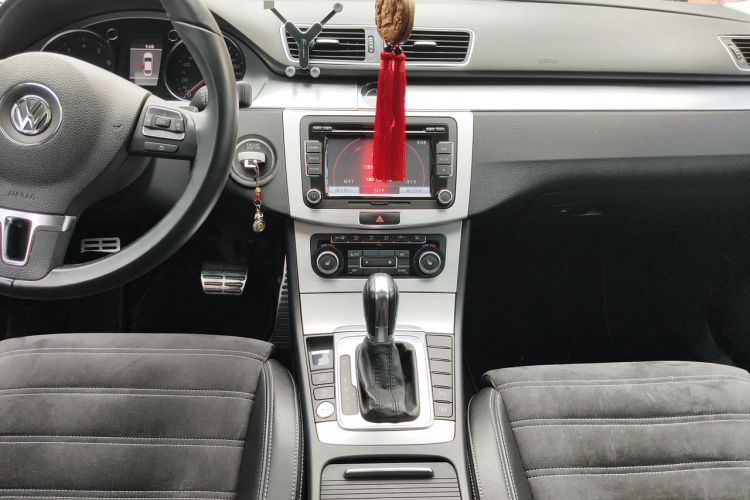 Used Volkswagen FAW-Volkswagen CC 2012 1.8TSI Luxury Model Audio And AC Panel