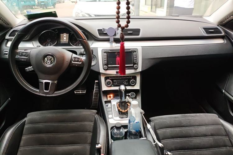 Used Volkswagen FAW-Volkswagen CC 2012 2.0 TSI Ultimate Edition Center Console