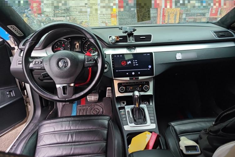 Used Volkswagen FAW-Volkswagen CC 2012 1.8TSI Elite Edition Center Console