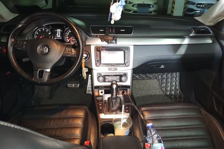 Used Volkswagen FAW-Volkswagen CC 2012 1.8TSI Elite Edition Center Console