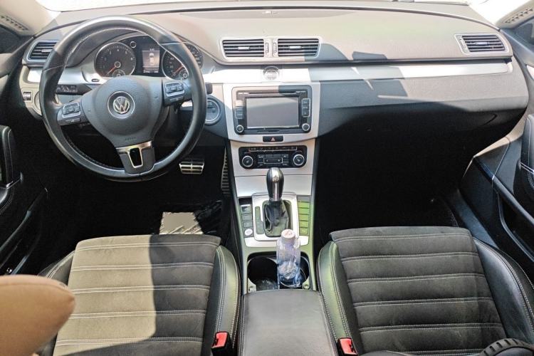 Used Volkswagen FAW-Volkswagen CC 2012 1.8TSI Luxury Model Center Console