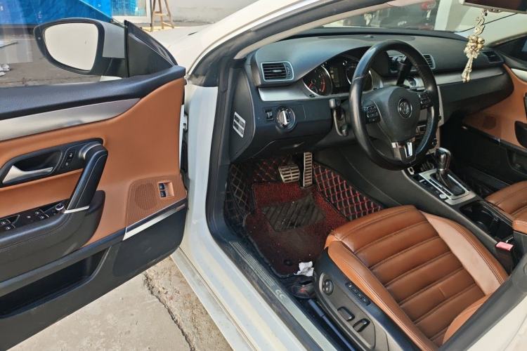 Used Volkswagen FAW-Volkswagen CC 2012 1.8TSI Luxury Model Driver Seat
