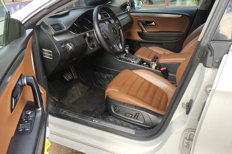 Used Volkswagen FAW-Volkswagen CC 2012 2.0 TSI Luxury Model Driver Seat