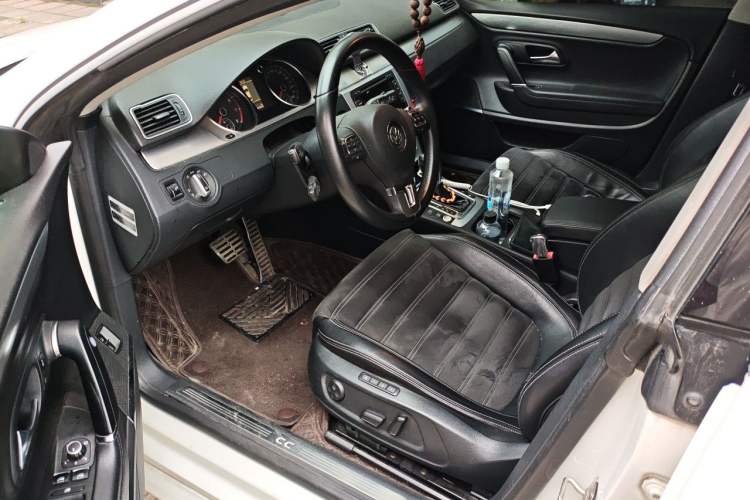 Used Volkswagen FAW-Volkswagen CC 2012 2.0 TSI Ultimate Edition Driver Seat