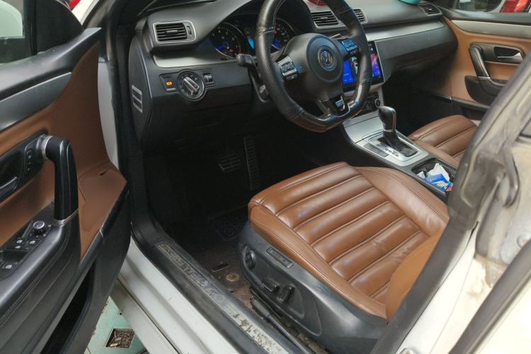 Used Volkswagen FAW-Volkswagen CC 2012 2.0 TSI Ultimate Edition Driver Seat