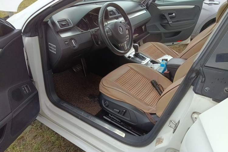Used Volkswagen FAW-Volkswagen CC 2012 1.8TSI Elite Edition Driver Seat