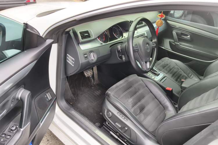 Used Volkswagen FAW-Volkswagen CC 2012 1.8TSI Luxury Model Driver Seat