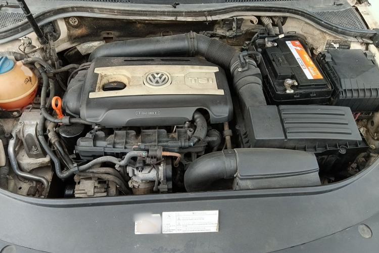 Used Volkswagen FAW-Volkswagen CC 2012 1.8TSI Elite Edition Engine Bay