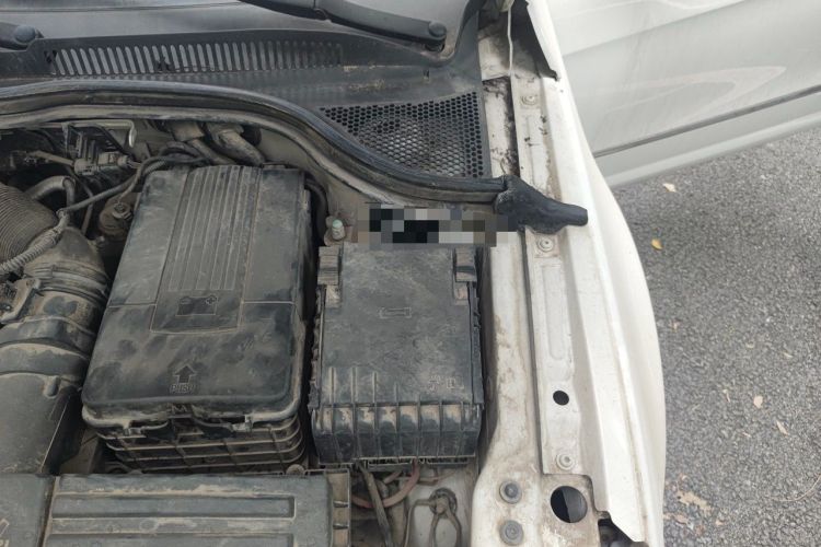 Used Volkswagen FAW-Volkswagen CC 2012 1.8TSI Luxury Model Engine Bay Left